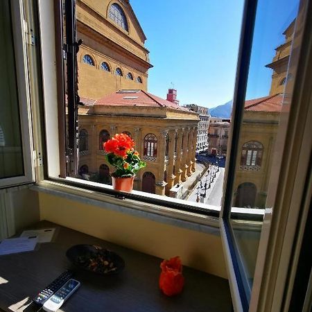 La Dimora Del Massimo Acomodação com café da manhã Palermo Exterior foto